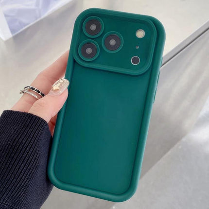 iPhone Everyday Protective Case For Daily Use in deep green flexible TPU, slim scratch and minor-drop protection