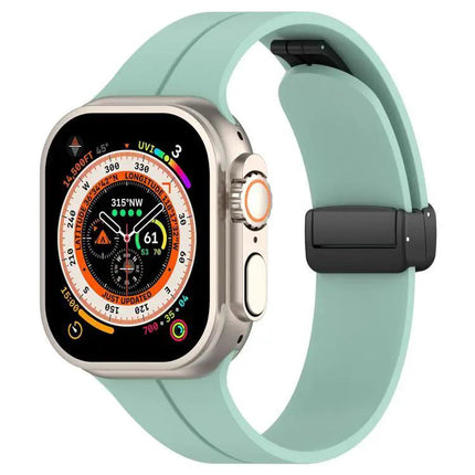 xDfind Silicone Black Buckle Band for Apple Watch 38-49mm