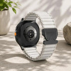 For Galaxy Watch9 / 8 / 8 Classic / White + Black Buckle