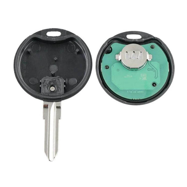 Replacement Car Key for Mercedes-Benz Smart with 3 Buttons showing internal circuit board and key blade