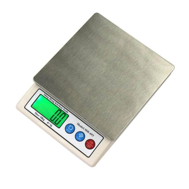Electronic Kitchen Scale For Everyday Use With 10kg Capacity - stainless steel platform, digital display and 10kg/1g precision