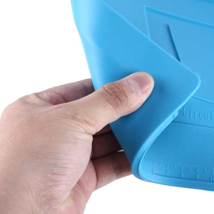 Silicone Maintenance Mat for Electronics Repairs, 45cm x 30cm - blue flexible silicone work mat with built-in ruler and component trays