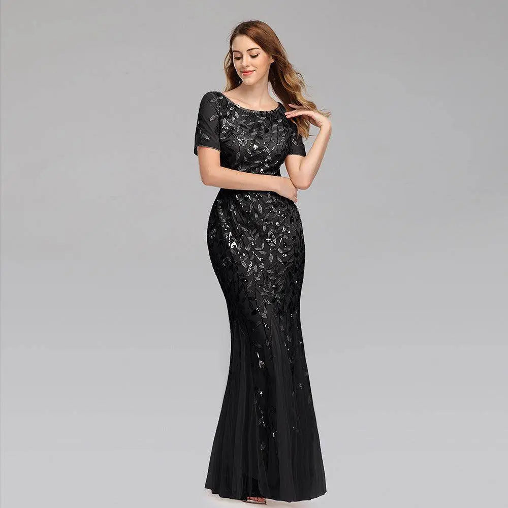 Elegant Pearl-Embellished Fishtail Evening Gown Style Dress