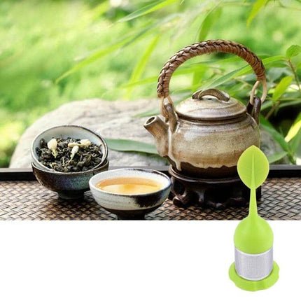 Food Grade Leaf Shaped Silicone Tea Infuser For Tea Time - compact green leaf silicone loose-leaf tea infuser for single cup, food-grade, easy to clean