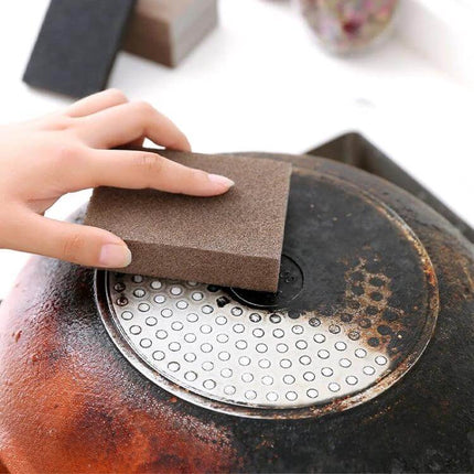 Kitchen Emery Pot Cleaner Sponge For Rust Stain Removal 10x7x2.5cm - hand scrubbing rust from metal pan with emery sponge