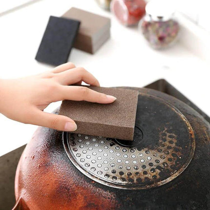 Kitchen Emery Pot Cleaner Sponge For Rust Stain Removal 10x7x2.5cm - abrasive sponge scrubbing rust from metal pot base