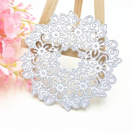 Hollow Garland Die Cut Stencil For Cards And Albums, 8.3x8.3 Cm Wreath carbon steel silver wreath stencil for embossing cards and albums