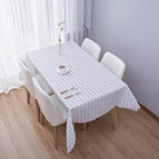 137x137cm / White Plaid