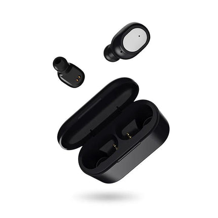 True Wireless Earbuds For Everyday Listening With Charging Case Q3 TWS Bluetooth 5.0 earbuds with charging case and open lid