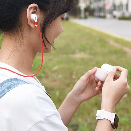 Protective Silicone Case Set for Daily Earphone Use with Buckle and Rope