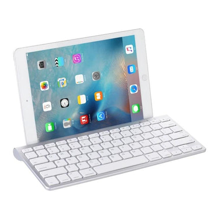 MC Saite Ultra-Thin Wireless Bluetooth Keyboard with Holder shown pairing with a tablet in built-in device holder