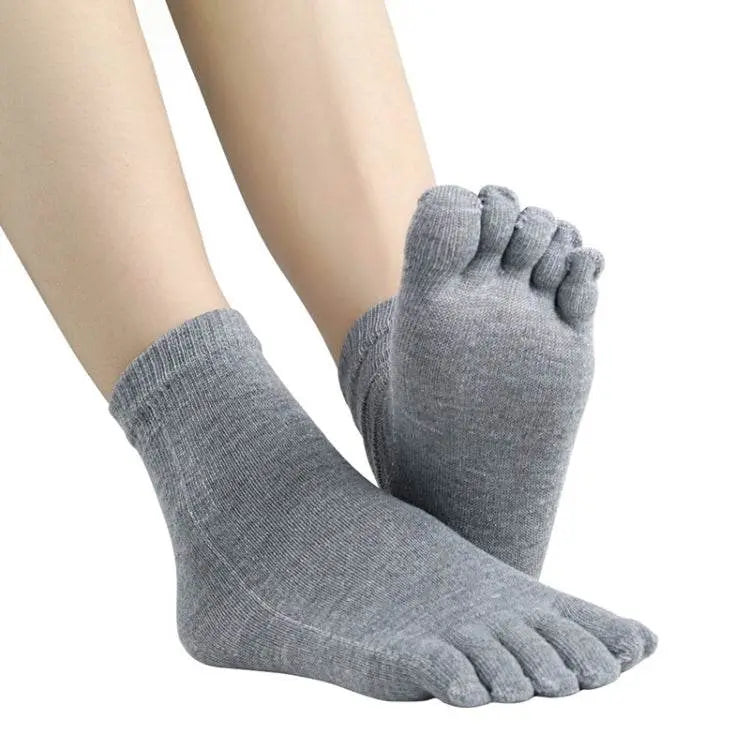 Knitted Comfort Five-Toed Socks Men Split Toe Socks Gray Black