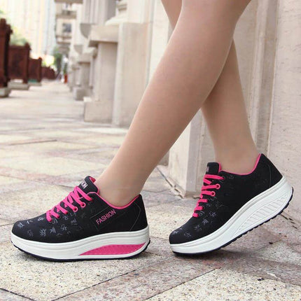Korean Women's Wedge Casual Sneakers With Thick Sole in black synthetic leather with pink laces, 3–5cm wedge for city walking, easy clean