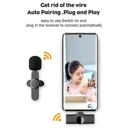 Lavalier Microphone for Daily Streaming and Interviews clipped to collar with smartphone for wireless plug-and-play streaming