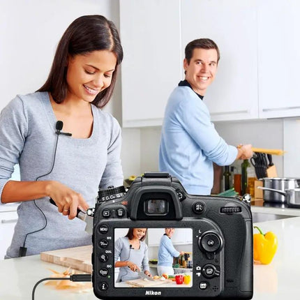 Clip-On Lavalier Microphone For Smartphone Interviews And Recording