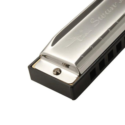 Swan Harmonica for Everyday Music Learning and Practice Sessions - close-up of silver cover plate and black comb for beginners and practice