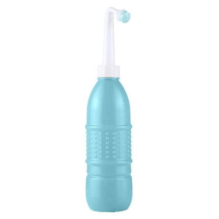 MDT-002 500ml Portable Handheld Travel Bidet for Women compact turquoise bottle with 60° angled nozzle for travel and outdoor personal cleansing