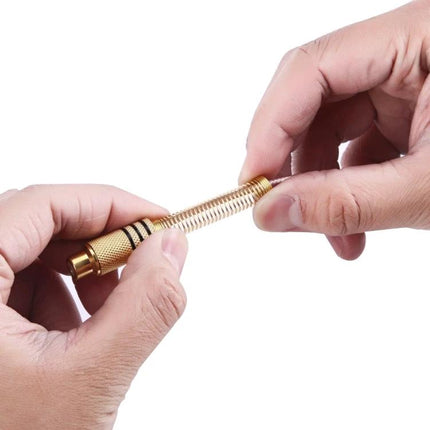 15cm RCA to FAKRA Z Cable for Antenna Connections showing gold RCA-to-FAKRA Z connector held in hands for antenna and Wi-Fi setups