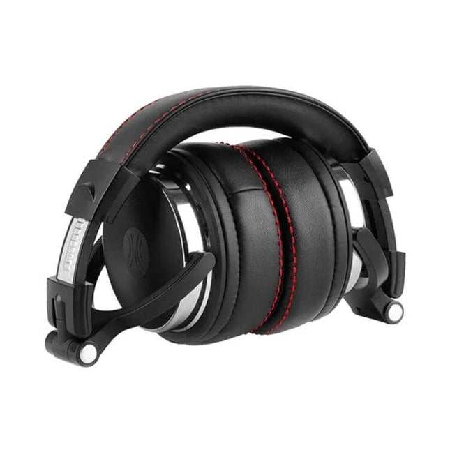 OneOdio Over-Ear Wired Headphones For Commuting And Desk Use folded black headphones with red stitching and coiled cable