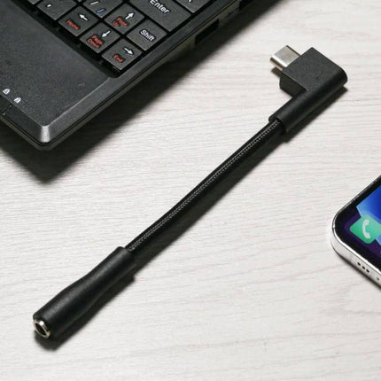 Compact 8.5cm Power Cable for Razer Device Connections via DC Port - short 3-pin DC adapter cable for tidy gaming and portable setups