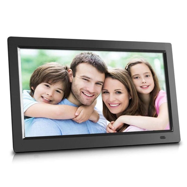21.5-Inch Digital Photo Frame for Displaying Photos and Videos showing family photo on clear 1920x1080 LED screen with 16:9 aspect ratio