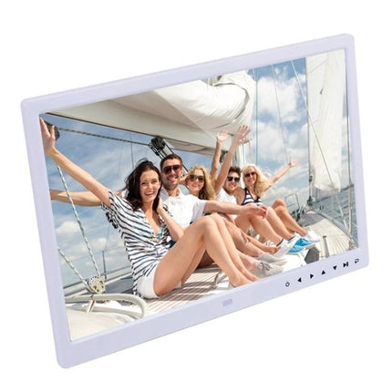 Allwinner 15-Inch LED Digital Photo Frame with Remote Control showing family slideshow on boat with clear 1280x800 display and speakers