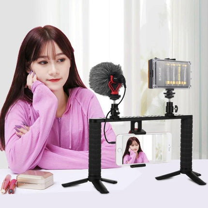 PULUZ Microphone for Everyday Video Recording on Devices mounted on rig with windscreen and LED light for clear vlogs