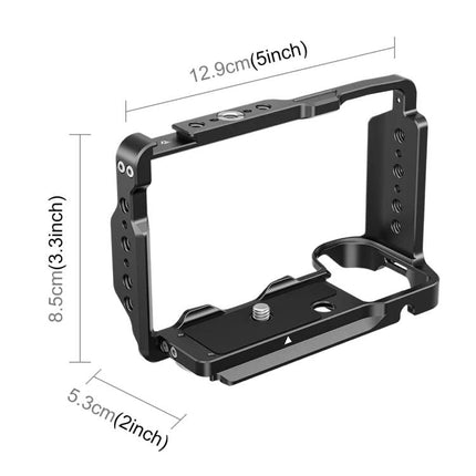PULUZ Metal Camera Cage for Sony ZV-E10 II Stabilization – black metal cage with dimensions and mounting holes for vlogging and accessory support