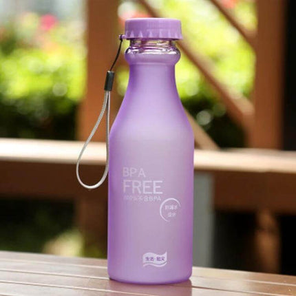 Plastic Beverage Bottle 550ml For Everyday Hydration - purple BPA-free PC plastic bottle with leak-proof cap and silicone O-ring