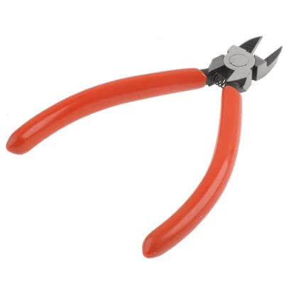 Plastic Nippers 125mm For Precise PCB Work, General Electronics - 125mm flat-blade nippers with high-hardness edge for trimming wires and deburring PCBs