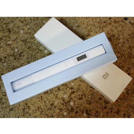 Xiaomi Compact Water Quality Tester for Everyday Home Use - white TDS meter in retail box for testing tap and filtered water