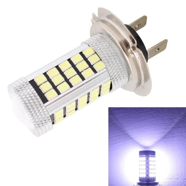 H7 LED Fog Light Pair For Cars, 6500K White, DC12V - close-up of H7 LED bulb with 6500K white light beam