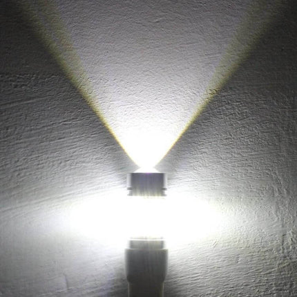 9006 LED Headlamp Bulb For Front Fog Lights Daily Use - slim adjustable 9006 LED fog light bulb projecting bright white beam for daily driving