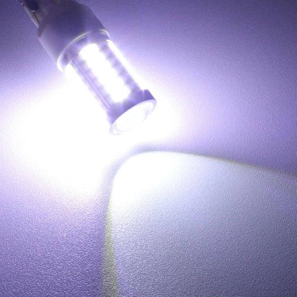 Car LED Bulb For Parking And Turn Signals DC12V 6500K glowing white plug-and-play LED bulb demonstrating 6500K daylight output for parking and turn signals