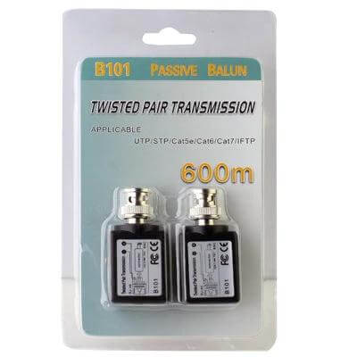 Passive Twisted Pair Video Transceiver for CCTV Surveillance in retail packaging showing two BNC passive balun units and 600m transmission label