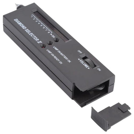 Easy to Use Diamond Selector II for Gemstone Testing handheld tester with volume switch and battery compartment
