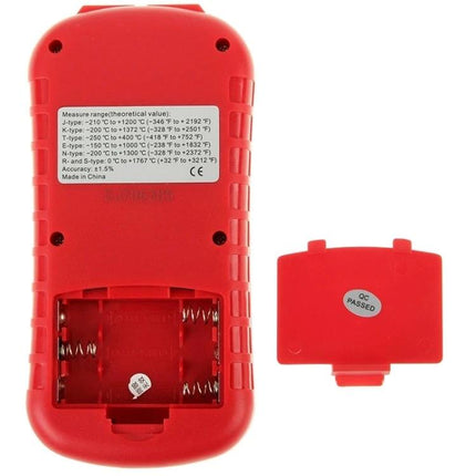 Benetech Thermocouple Thermometer for Versatile Temperature Checks - red handheld meter back with battery compartment open and removable cover