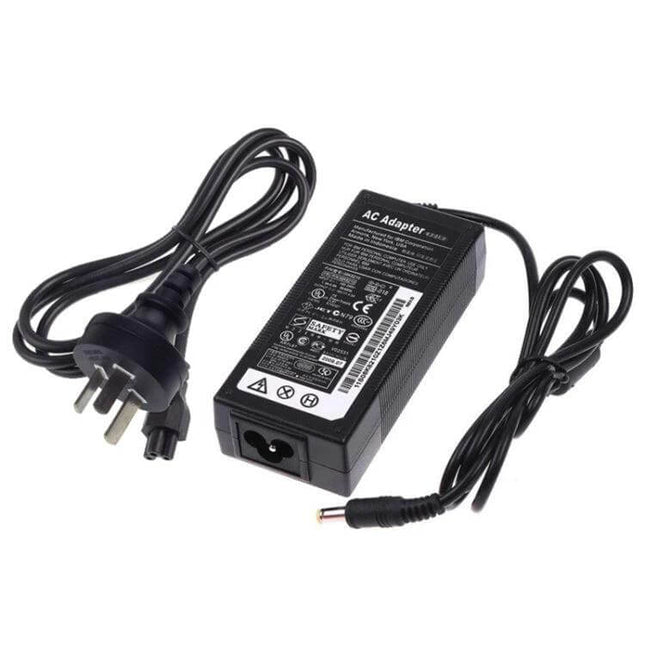 Universal AC Adapter for ThinkPad Notebooks with International Plugs - black travel charger with power cord and interchangeable international plug