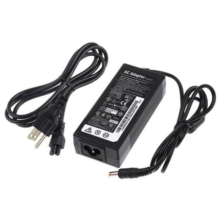 Universal AC Adapter for ThinkPad Notebooks with International Plugs – black travel power adapter with interchangeable international plug set