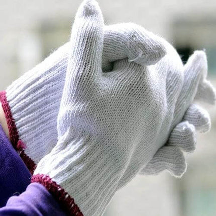 Cotton Work Gloves for Everyday Tasks, Wear-Resistant, 21cm x 10cm white knit gloves shown on hands for gardening and light home repairs