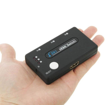 Compact HDMI Selector Switch with Remote for Home Devices and TVs handheld 3x1 HDMI switch box for gaming, streaming and Blu-ray