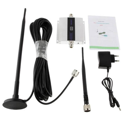 3G Signal Amplifier with 10-Meter Extension Cable for Mobile Use showing amplifier unit, two antennas, 10m cable and power adapter