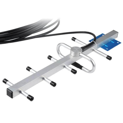 Directional Yagi Antenna for GSM Wireless Signals with 15-Meter Cable mounted silver Yagi with 15m black cable for improved cellular reception