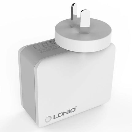 LDNIO Charger for Daily Device Powering During Travel white 4-port wall USB charger for travel and commuting