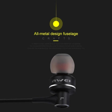 Wired 3.5mm Earphones For Commuting Gym And Desk Use black metal in-ear earphone showing all-metal design fuselage