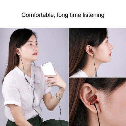 Wired In-Ear Earphones With 3.5mm Jack For Commuting And Calls, model ES-60TY worn by commuter using phone