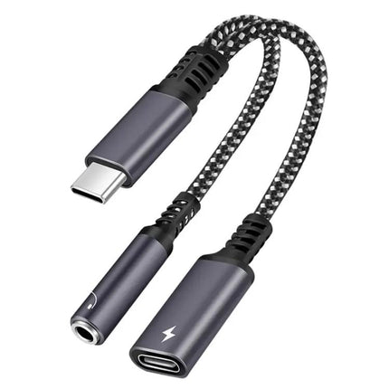 Compact Adapter for Charging Devices During Daily Commutes