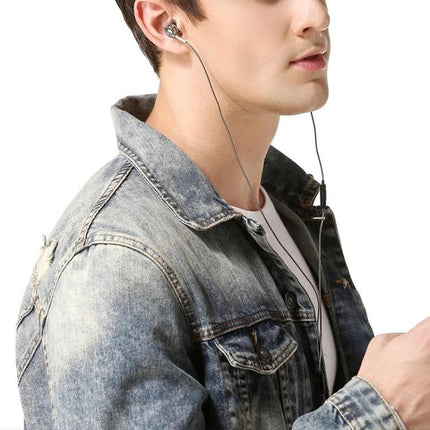 QKZ In-Ear Headphones With Mic For Commute And Workout with all-metal housing, inline mic and tangle-resistant TPE cable