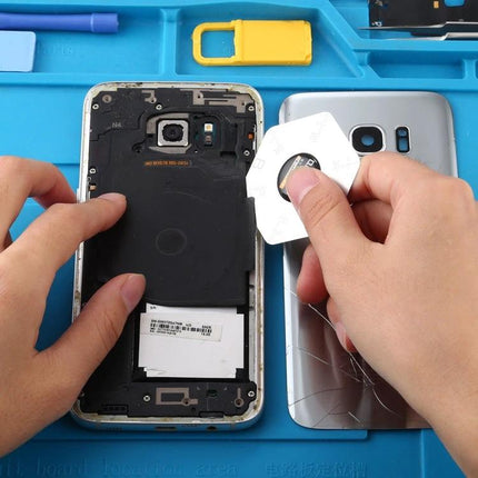 Qianli Hexagram Pry Tool with Precision Scales for Device Repair being used to safely separate a smartphone back cover and measure gaps