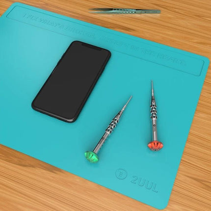 2UUL Heat-Resistant Silicone Pad for Workbench Use, 40x28cm - turquoise mat with smartphone and precision screwdrivers on wooden workbench
